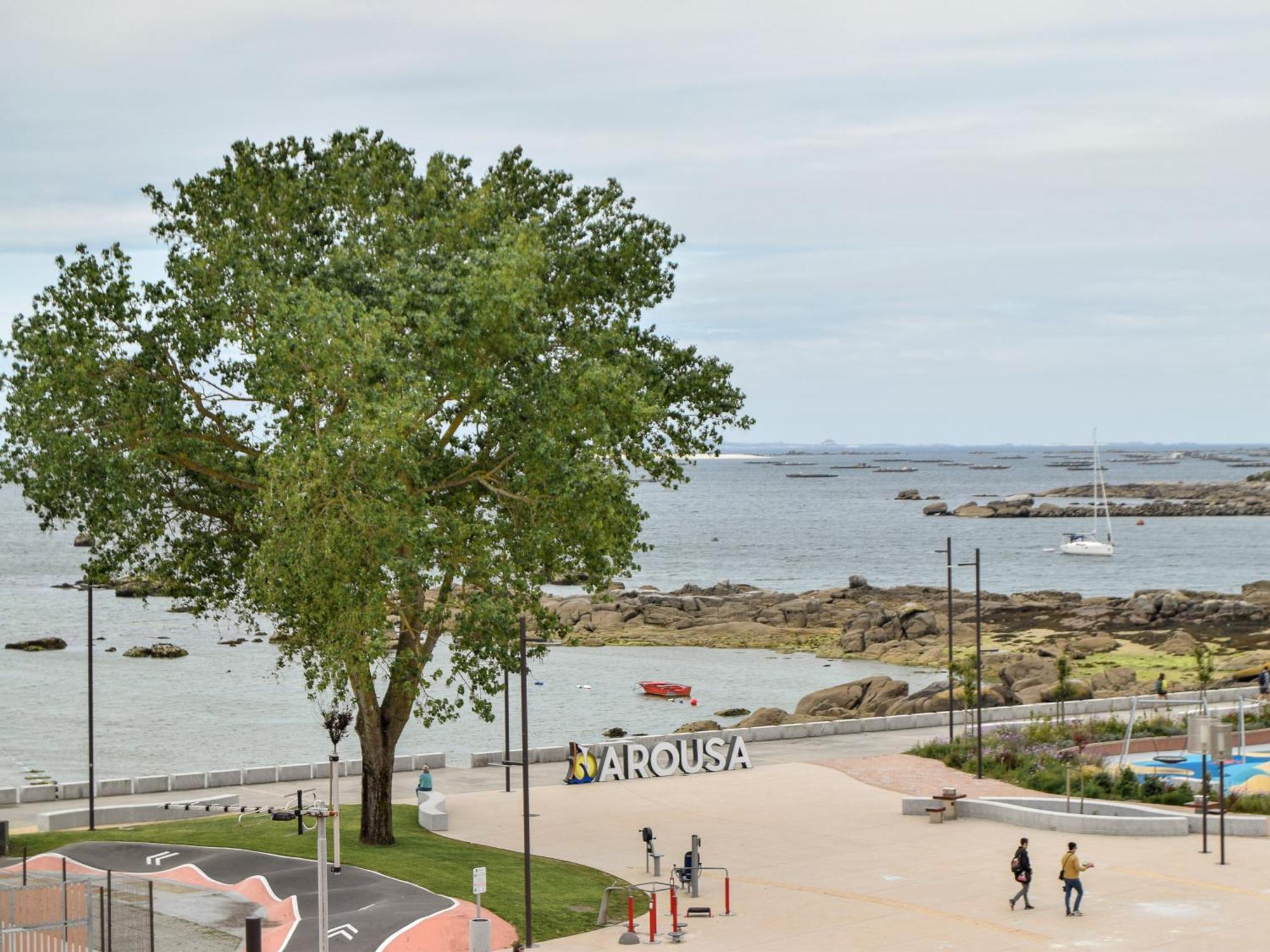 Complejo Tamanaco Illa De Arousa 3000 Exteriör bild